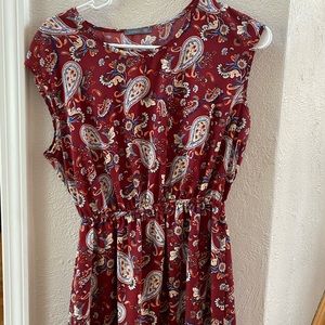 Soprano maroon floral dress